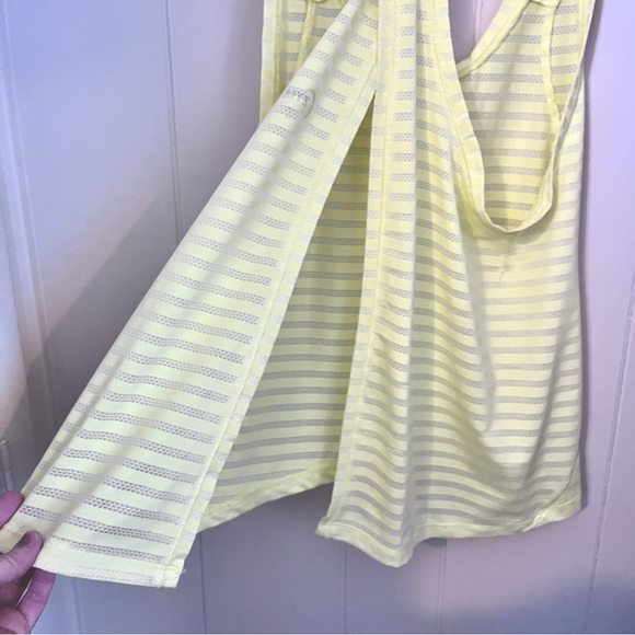 Zyia Nimbus Split Back Tank Yellow - Picture 6 of 9